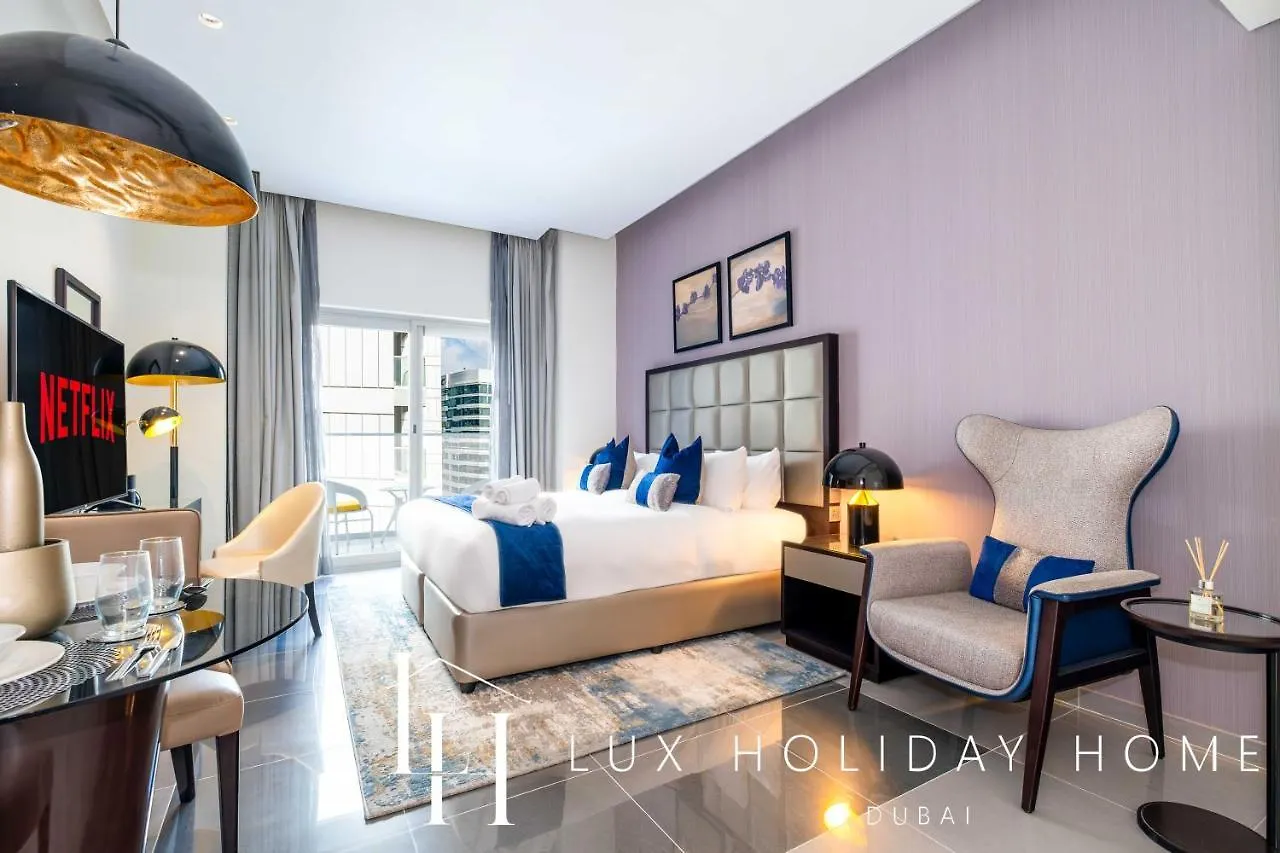 Lux The Majestine Burj Khalifa View Studio Dubai Apartment