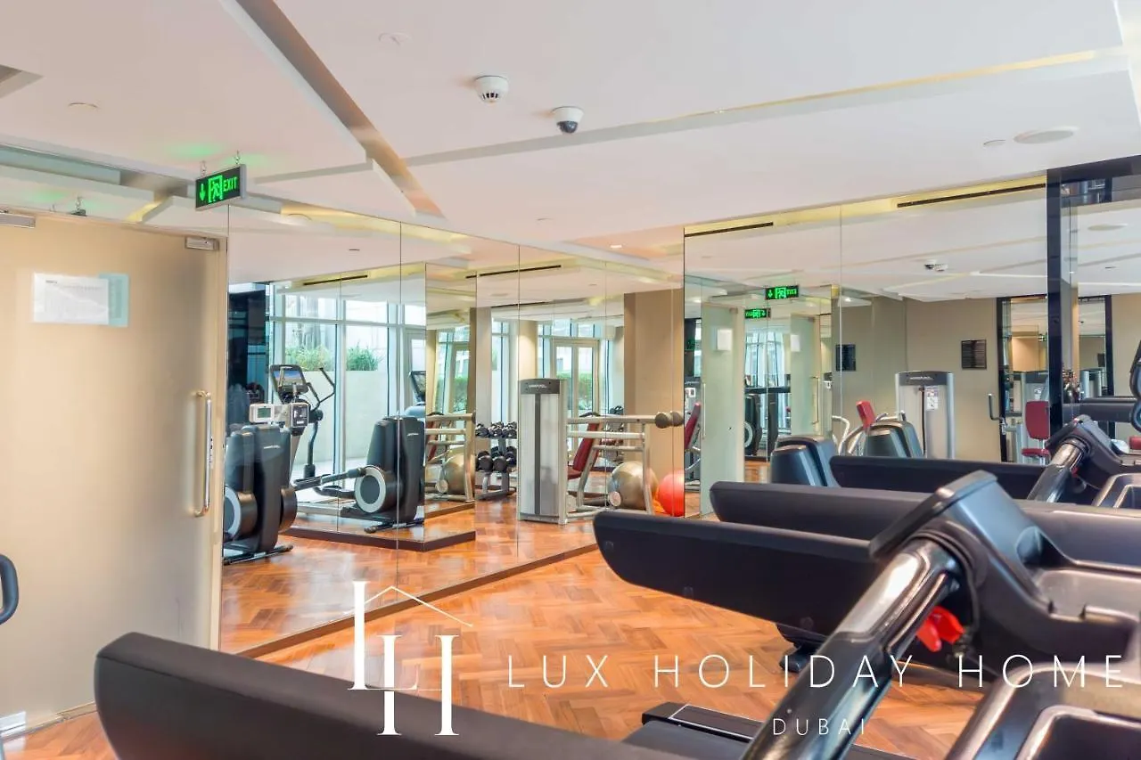 Lux The Majestine Burj Khalifa View Studio Dubai 0*,  United Arab Emirates