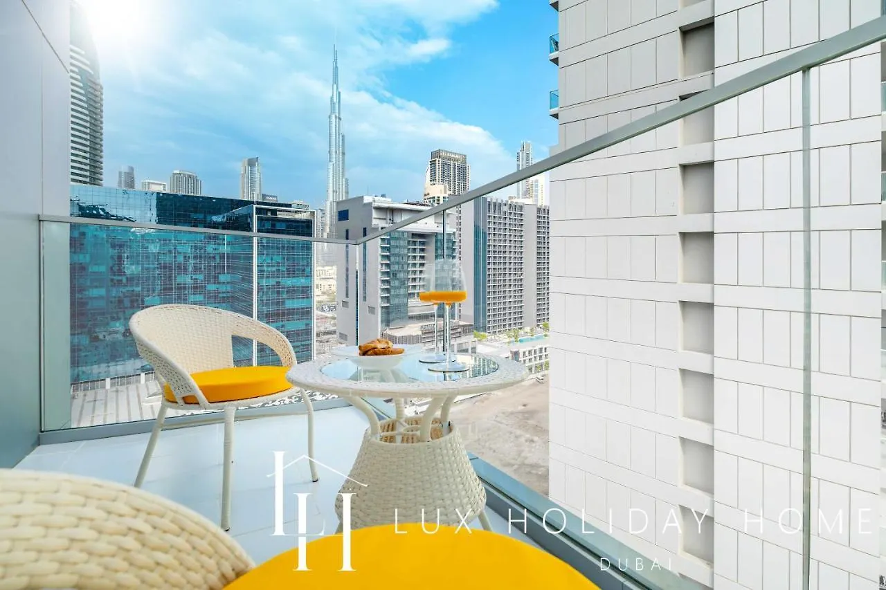 Lux The Majestine Burj Khalifa View Studio Dubai Apartment
