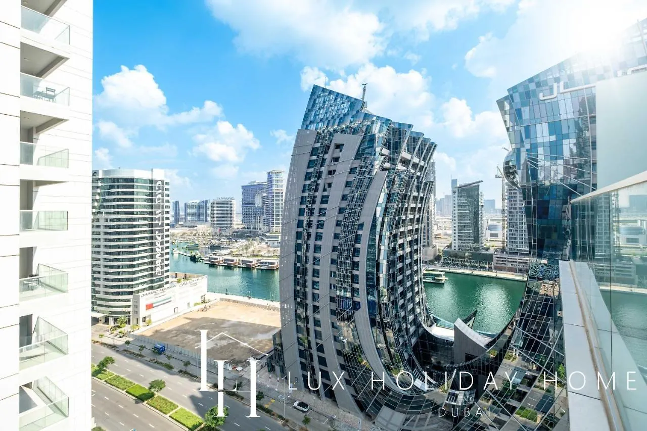 Lux The Majestine Burj Khalifa View Studio Dubai Apartment