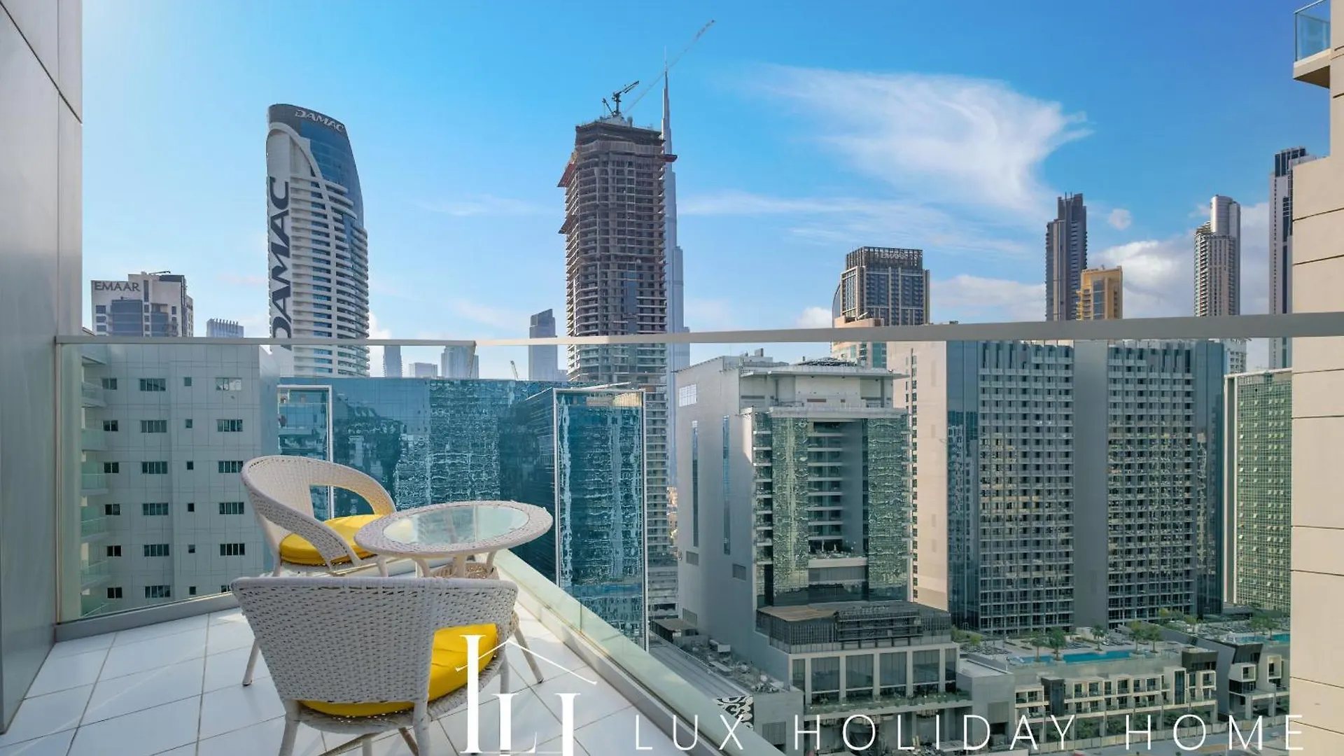 Lux The Majestine Burj Khalifa View Studio Dubai United Arab Emirates